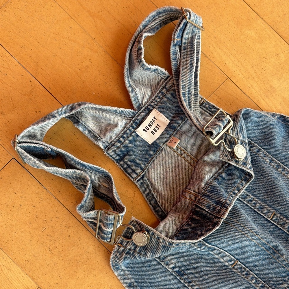 Aritzia Sunday Best Overalls Size Small - Picture 3 of 3